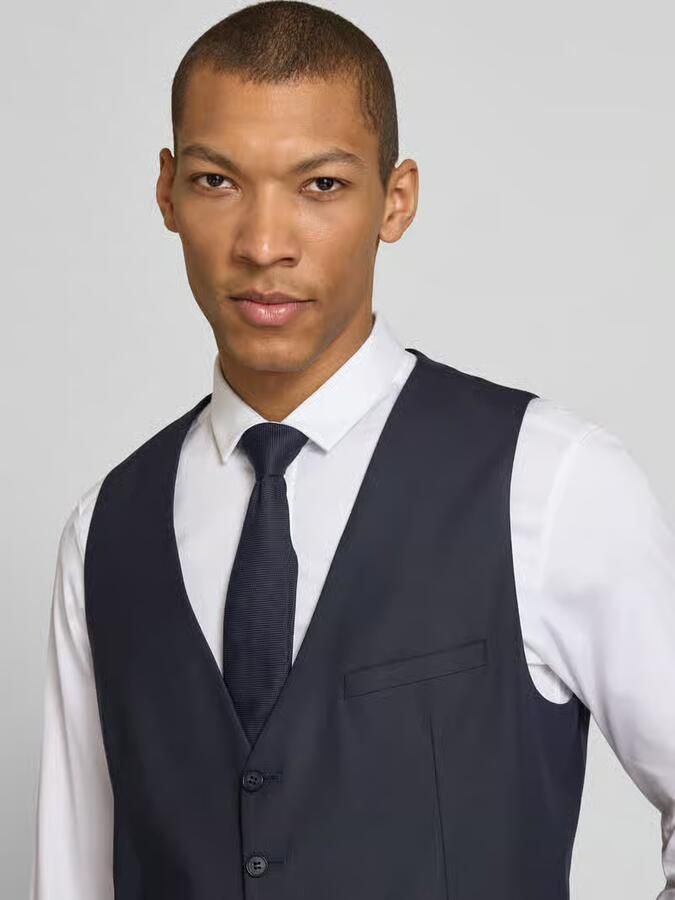 CINQUE Bodywarmer met V-hals en Knoopsluiting Model 'Totti'