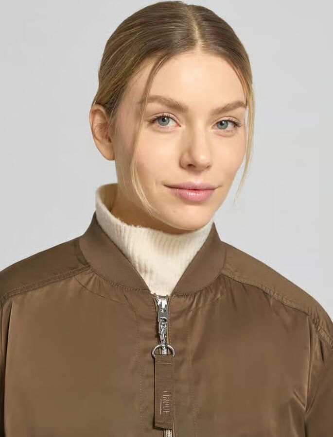 CINQUE Jack met klepzakken Model 'CIBLOUMINA'