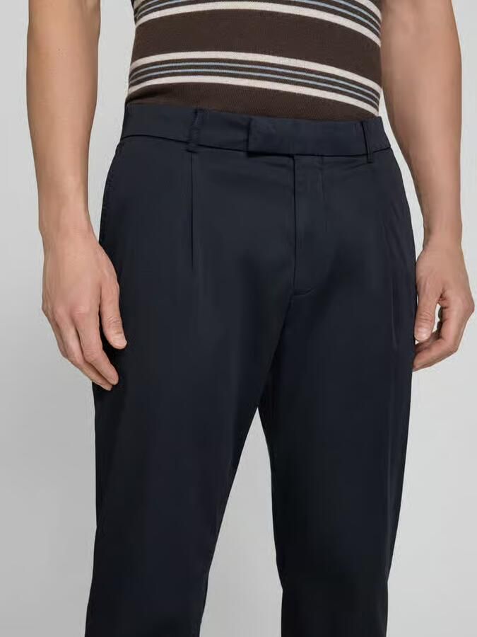 CINQUE slim fit pantalon met biezen en Franse steekzakken
