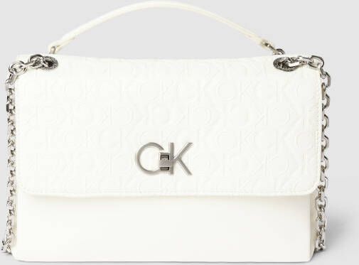 Calvin Klein Crossbody bags Re Lock Ew Conv Crossbody Emb Mn in crème