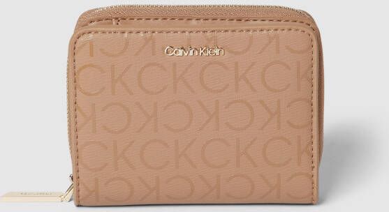 Calvin Klein Stijlvolle Portemonnee en Kaarthouder K60K609996 Brown Dames