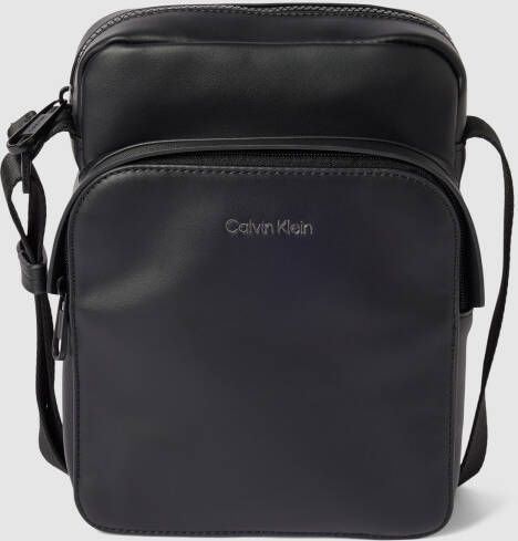 Calvin Klein Zwarte schoudertas van imitatieleer met ritssluiting Black Heren