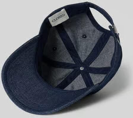 Closed Baseballpet in denimlook