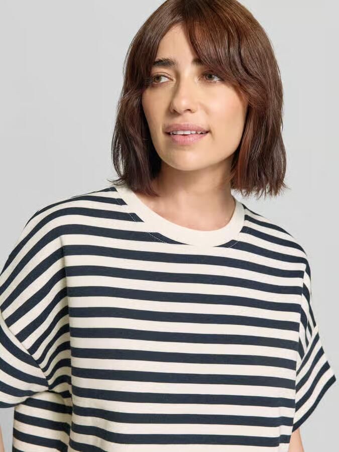 Closed Boxy fit T-shirt in all-over look - Foto 2