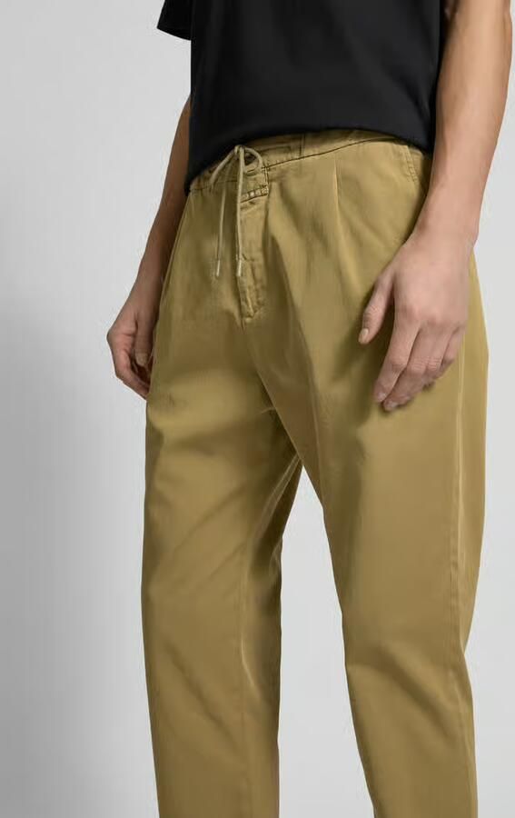 Closed Regular fit stoffen broek met labeldetail - Foto 2