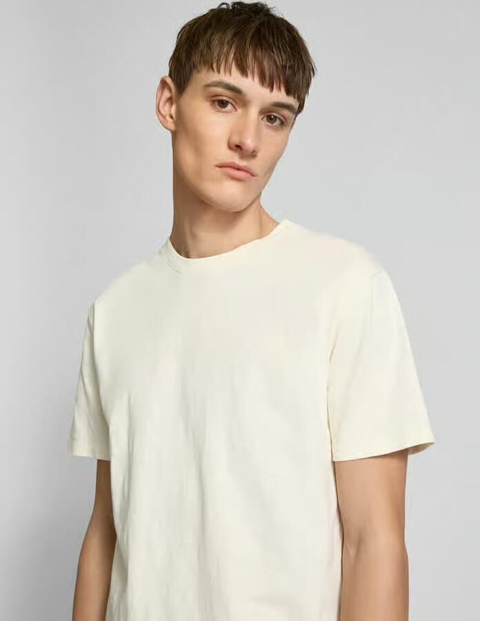 Closed T-shirt met geribde ronde hals