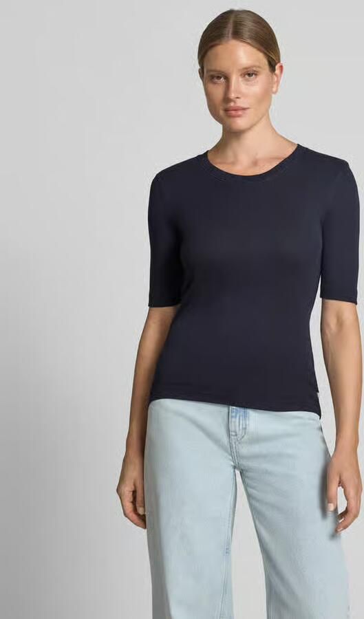 Closed T-shirt met ronde hals en 1 2-mouwen - Foto 4