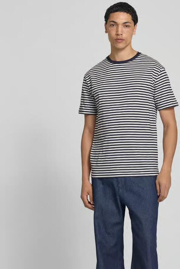 Closed T-shirt met ronde hals - Foto 3