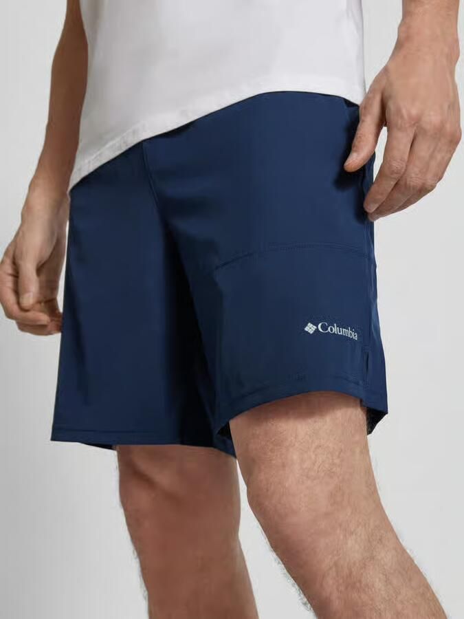 Columbia Regular fit korte broek met labelprint - Foto 2