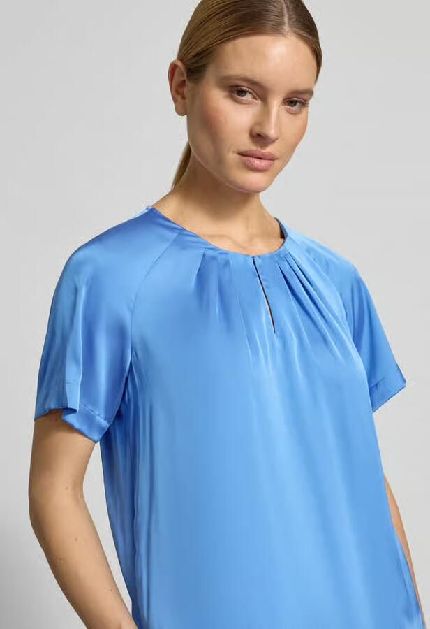 Comma Blouseshirt van satijn met ronde hals