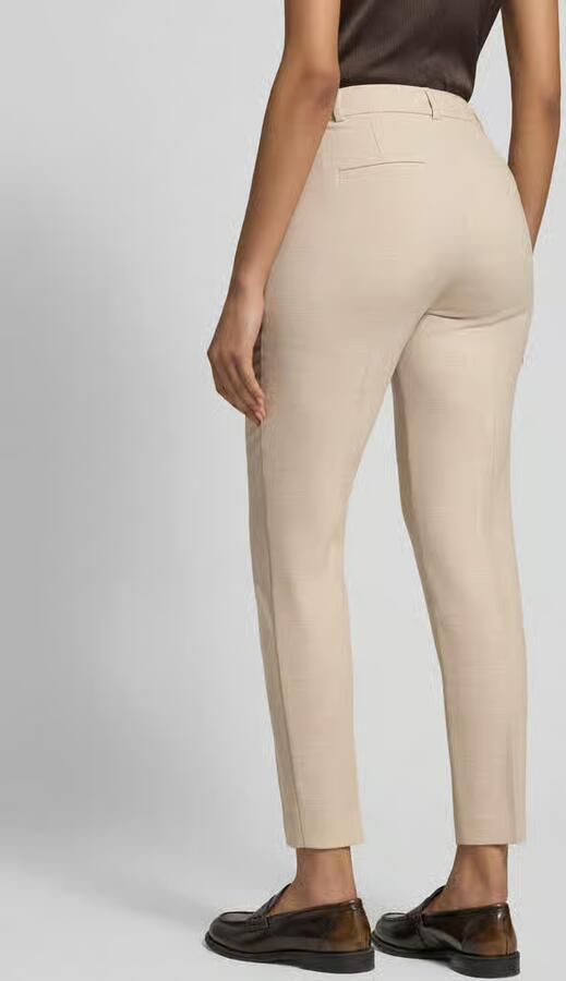 Comma Broek met persplooien en paspelzakken aan de achterkant - Foto 3