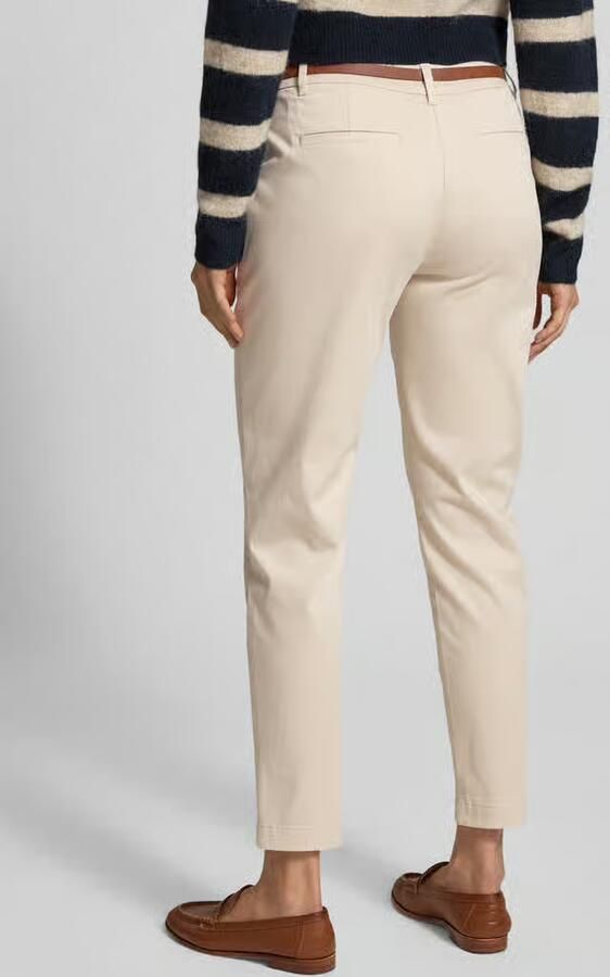 Comma Chino met riem en stretch - Foto 4