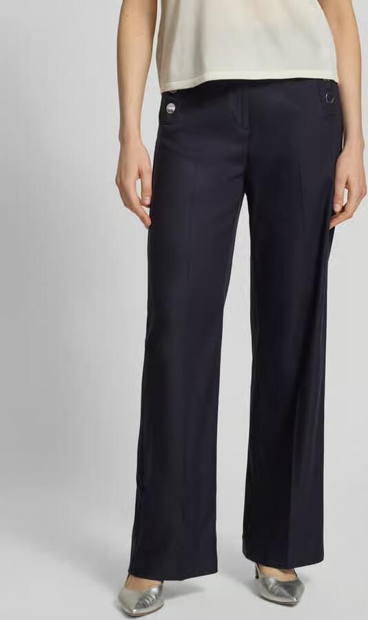 Comma Fijn gestructureerde broek met knopen - Foto 2