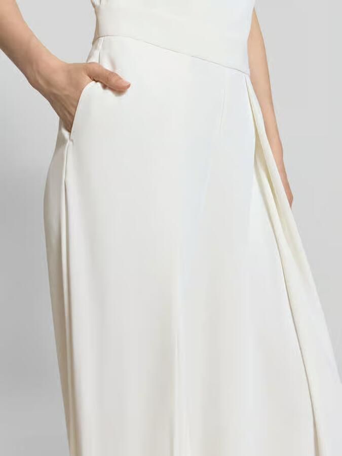 Comma Jumpsuit in off-shoulder-look met draperieën - Foto 3