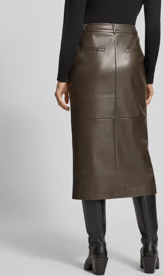 Comma Midirok in leerlook