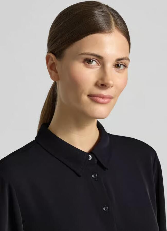 Comma relaxed fit blouse met knoopsluiting