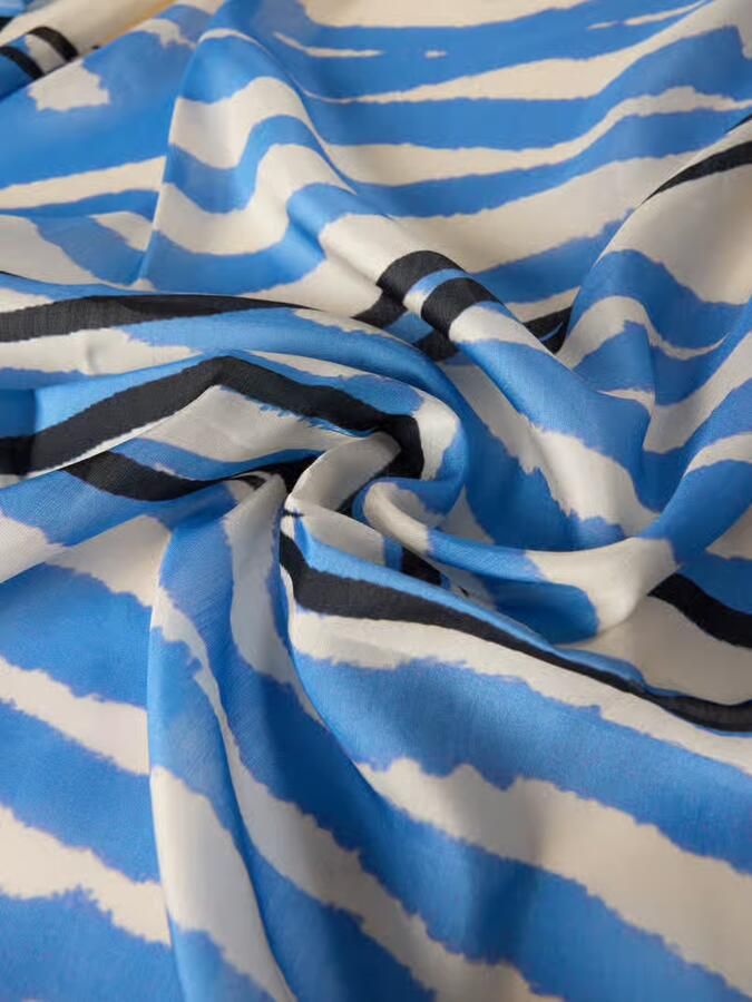 Comma zijden sjaal met motiefprint ecru blauw - Foto 4