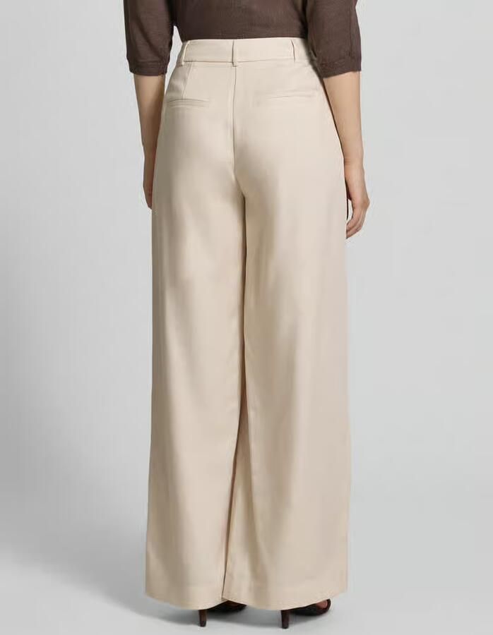 Comma stoffen broek met strookzak aan de achterkant - Foto 3