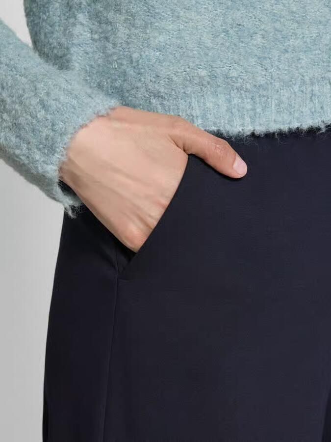 Comma Elegante Marlenebroek met zakken en ceintuurlussen Blue Dames