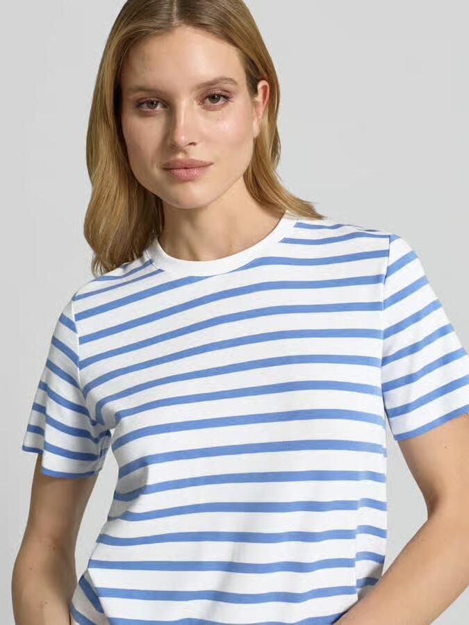 Comma T-shirt in all-over look met ronde hals
