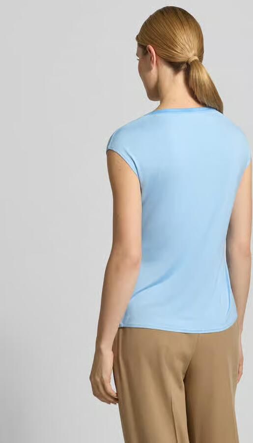 Comma T-shirt van mix van viscose en elastaan met v-hals - Foto 3