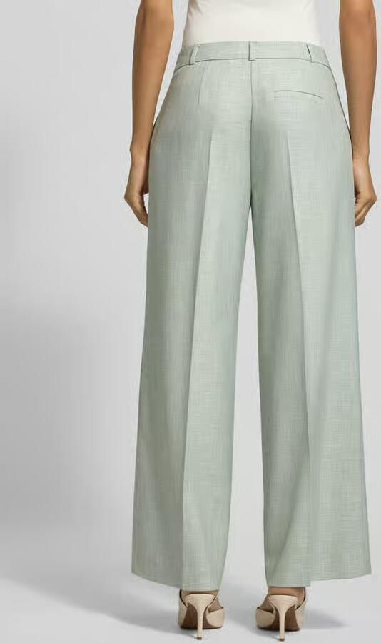 Comma Wide fit stoffen broek van Viscosemix met persplooien - Foto 3