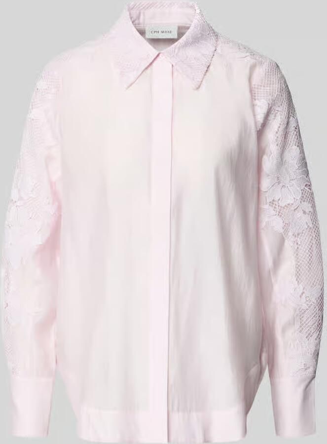Copenhagen Muse Relaxed fit blouse met kant en blinde knoopsluiting