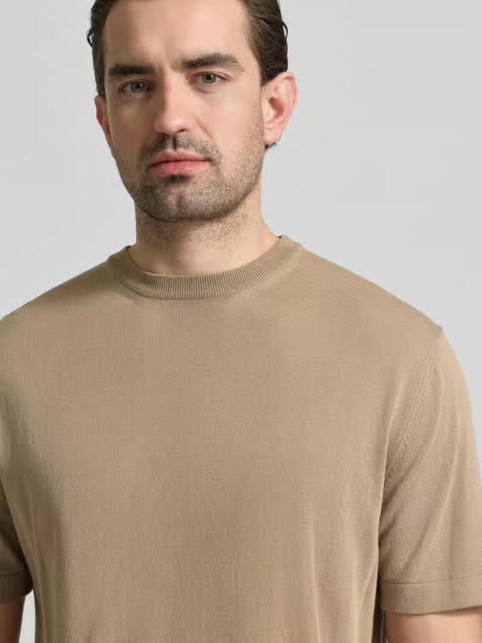 CRUNA T-shirt met geribde ronde hals - Foto 2