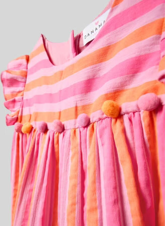 DANAMADE Klein met pompons en ronde hals