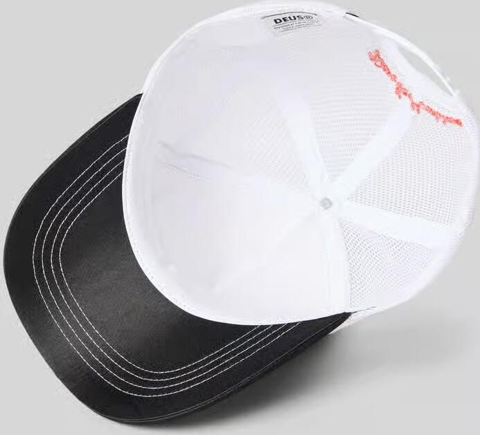 DEUS EX MACHINA Trucker-pet met labelbadge model 'Luxx'