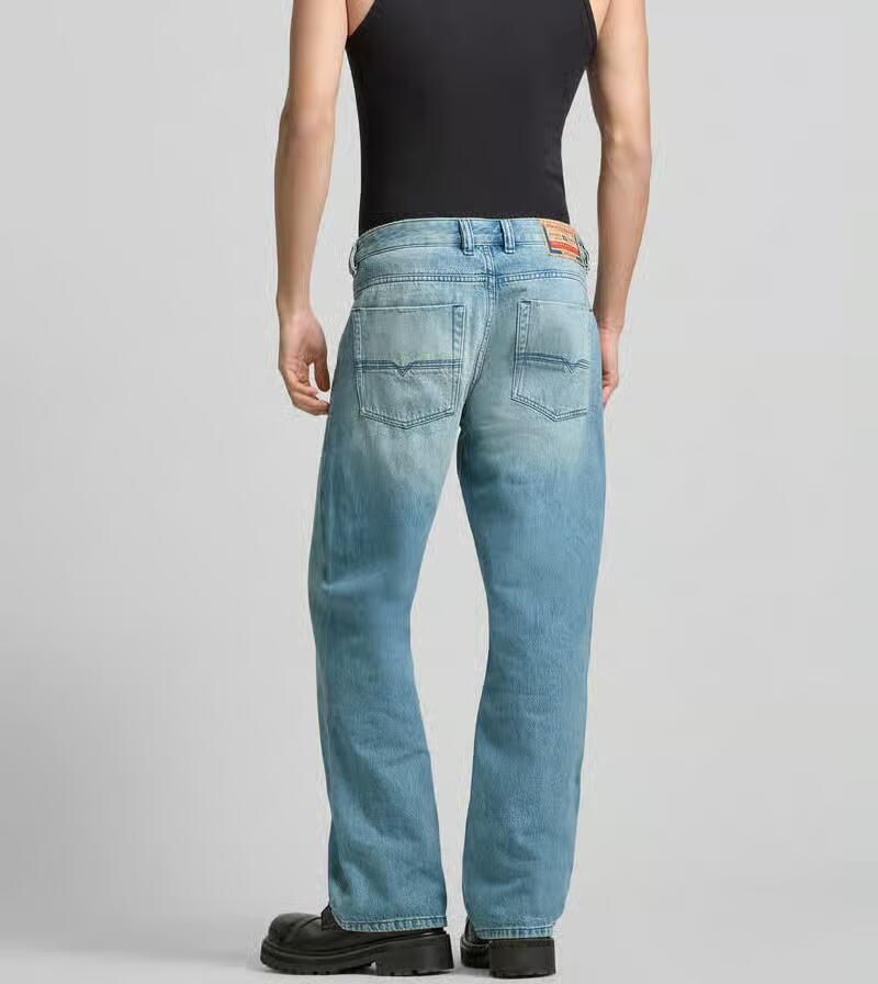 Diesel Flared Fit Jeans met logo-patch - Foto 2