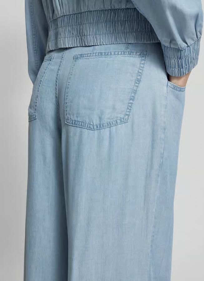 DKNY Straight leg jeans met steekzakken