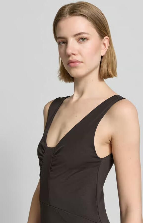 Drykorn Maxijurk met diepe rugdecolleté model 'KLEALI'