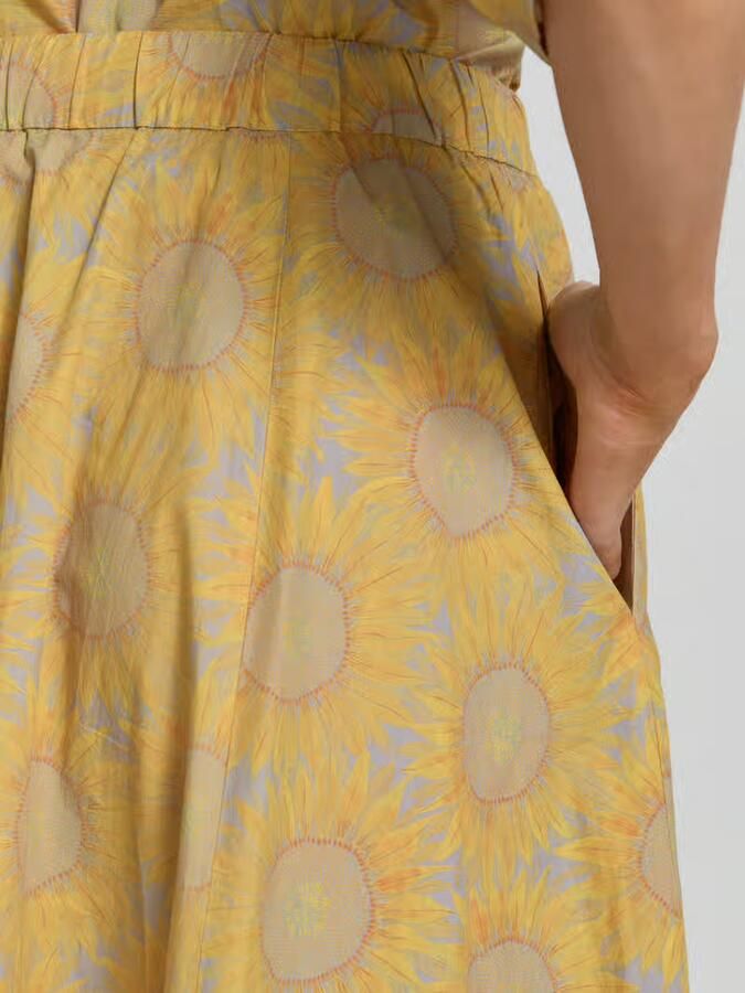 Drykorn midirok met steekzakken