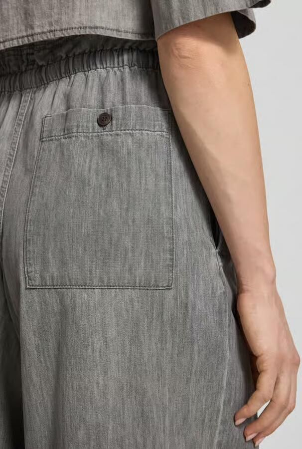 Drykorn wide fit stoffen broek met ruches model 'Dwindle'