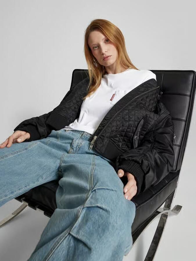 Dsquared2 Klassiek T-shirt met zak White Dames - Foto 3