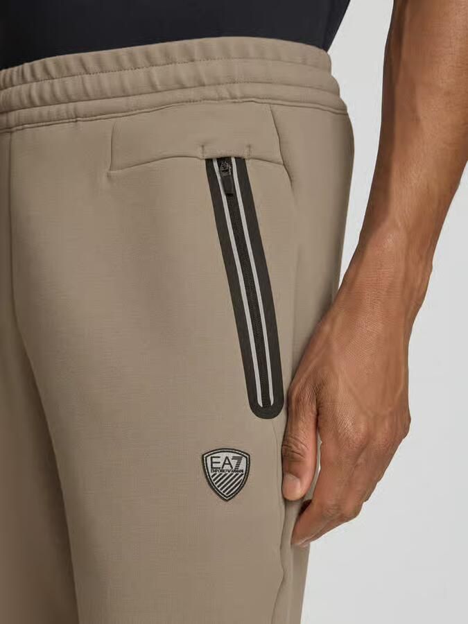 EA7 Emporio Armani Bermuda s met ritszakken