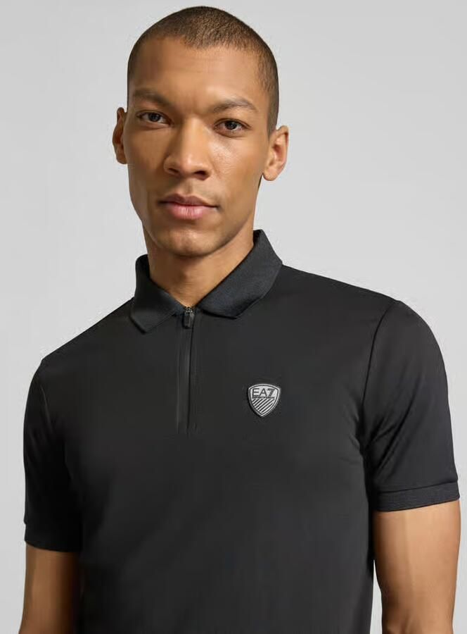 EA7 Emporio Armani Regular fit poloshirt met ritssluiting en labelpatch