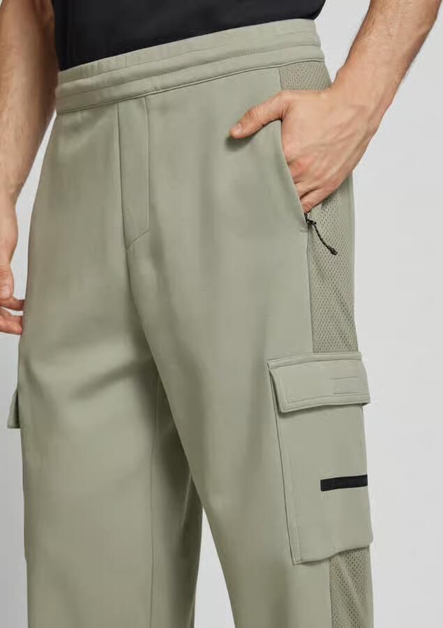 EA7 Emporio Armani Sweatpants met cargozakken