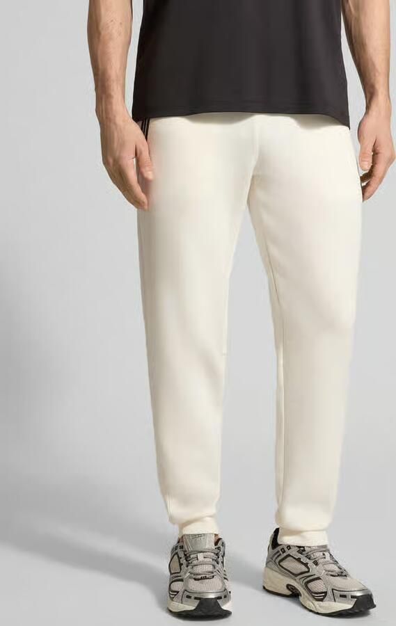EA7 Emporio Armani Sweatpants met Viskose-Anteil Model 'TRAIN PREMIUM SHIELD' - Foto 2