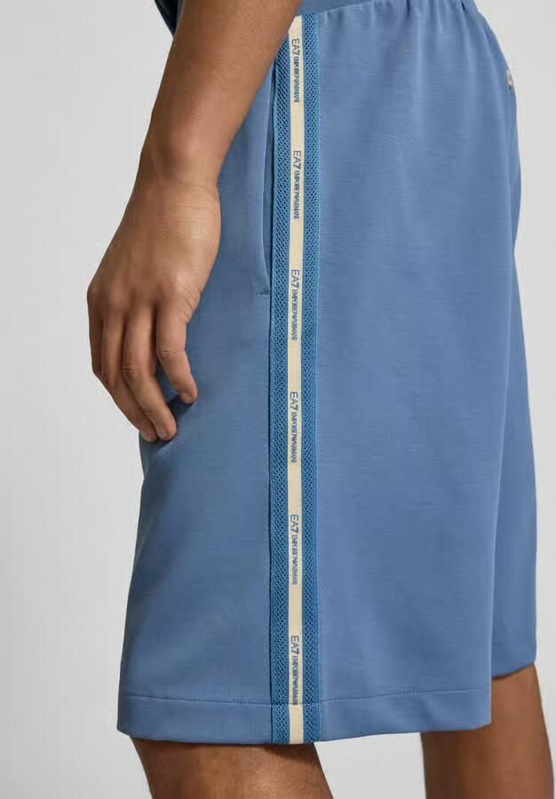 EA7 Emporio Armani Sweatshorts met Label-details en Steekzakken