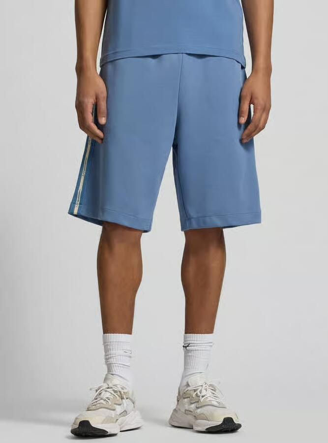 EA7 Emporio Armani Sweatshorts met Label-details en Steekzakken - Foto 2