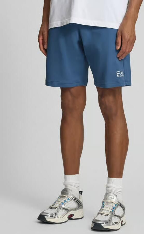 EA7 Emporio Armani Sweatshorts met logo en steekzakken - Foto 4