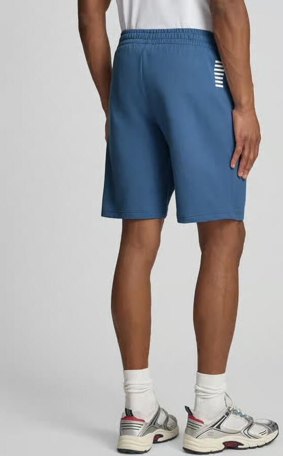 EA7 Emporio Armani Sweatshorts met logo en steekzakken