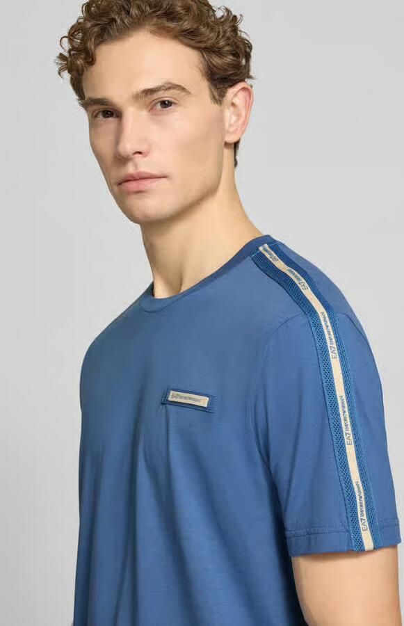 EA7 Emporio Armani t-shirt met labelpatch en ronde hals