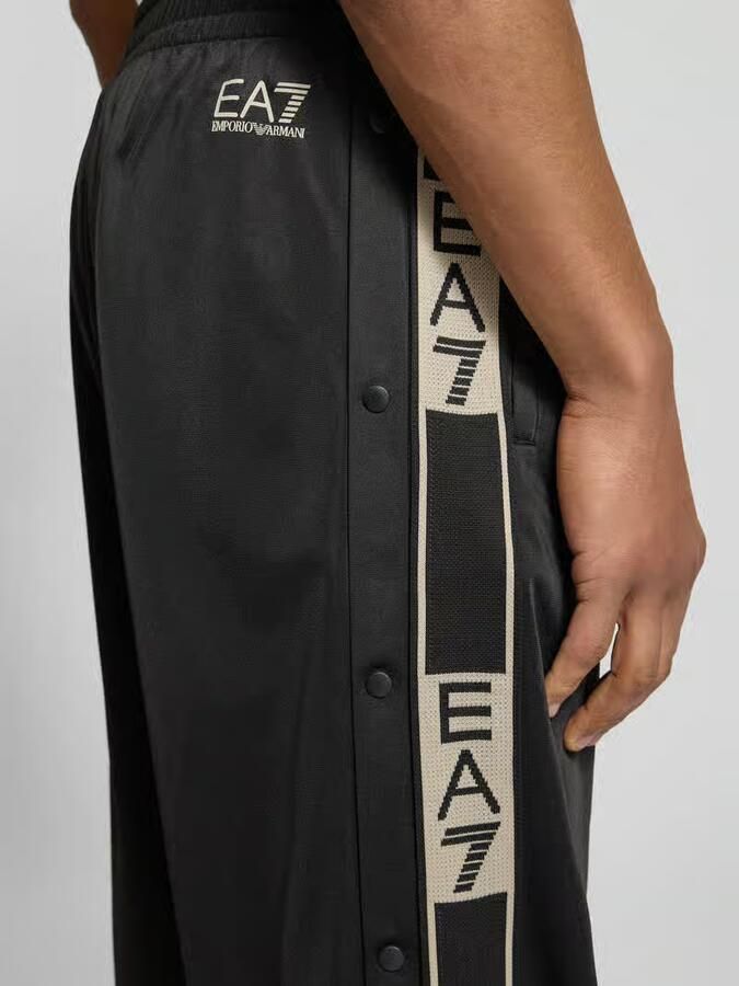 EA7 Emporio Armani Trainingsbroek met zijdelingse knoopsluitingen - Foto 2