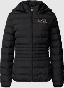 Emporio Armani EA7 Zwarte gewatteerde jas met capuchon en klein logo Zwart Dames