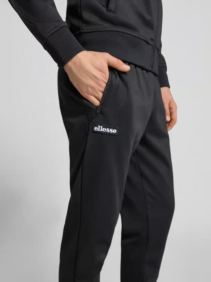 Ellesse Tapered fit trainingsbroek met labelbadges model 'BERTONI'