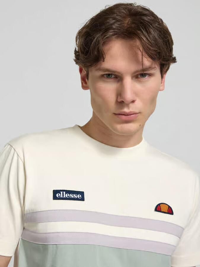 Ellesse T-shirt met label-stitchings en ronde halsuitsnijding