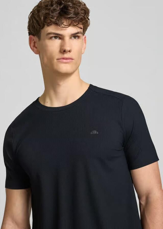 Ellesse T-shirt met structuurpatroon model 'TELLER TEE'